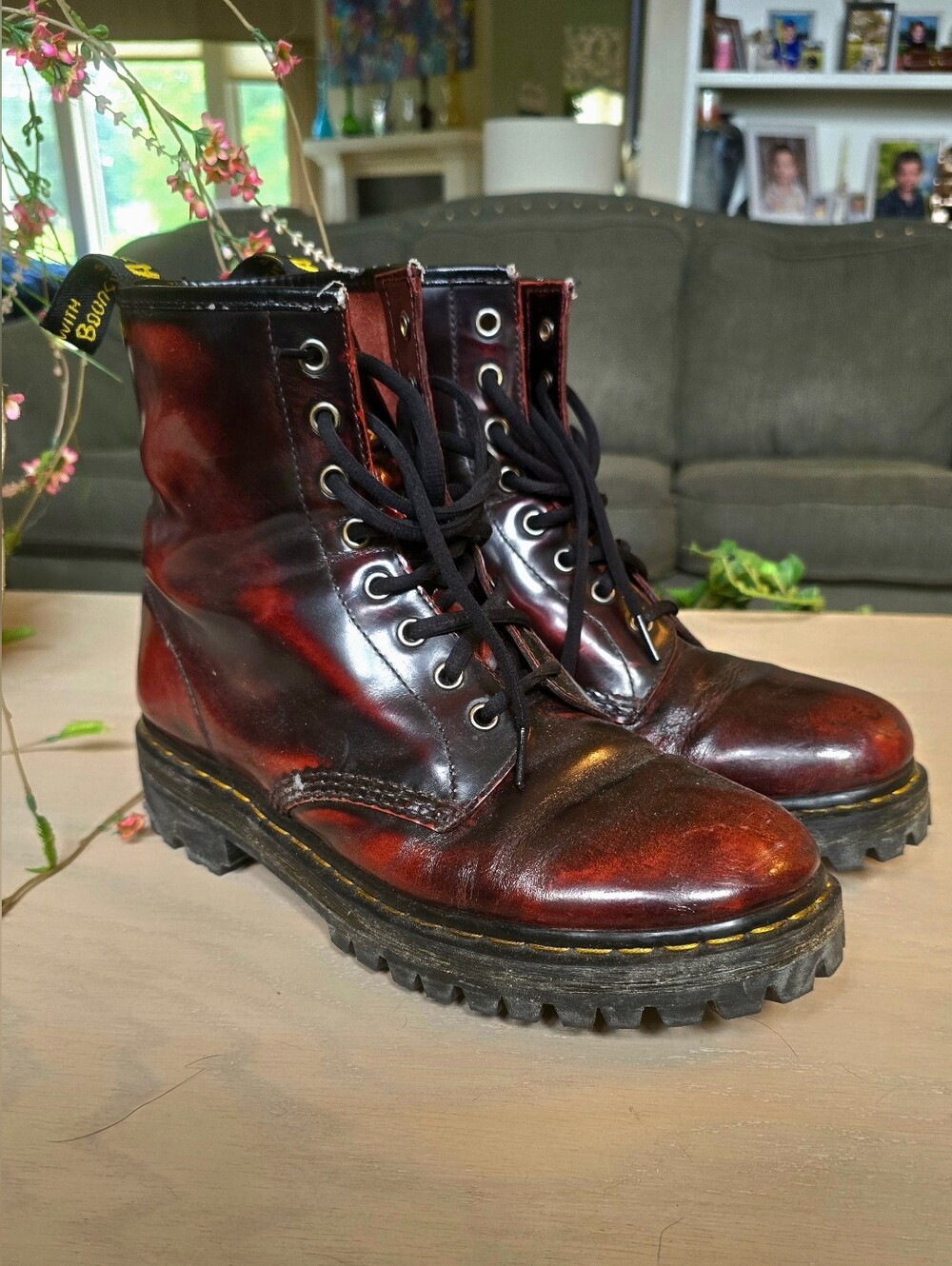 Dr. Martens 1460 8-Eye Vintage Boots in Cherry Red Arcadia